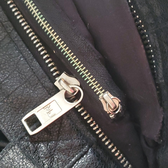 Marc Jacobs Leather Tote Bag - Picture 4 of 7